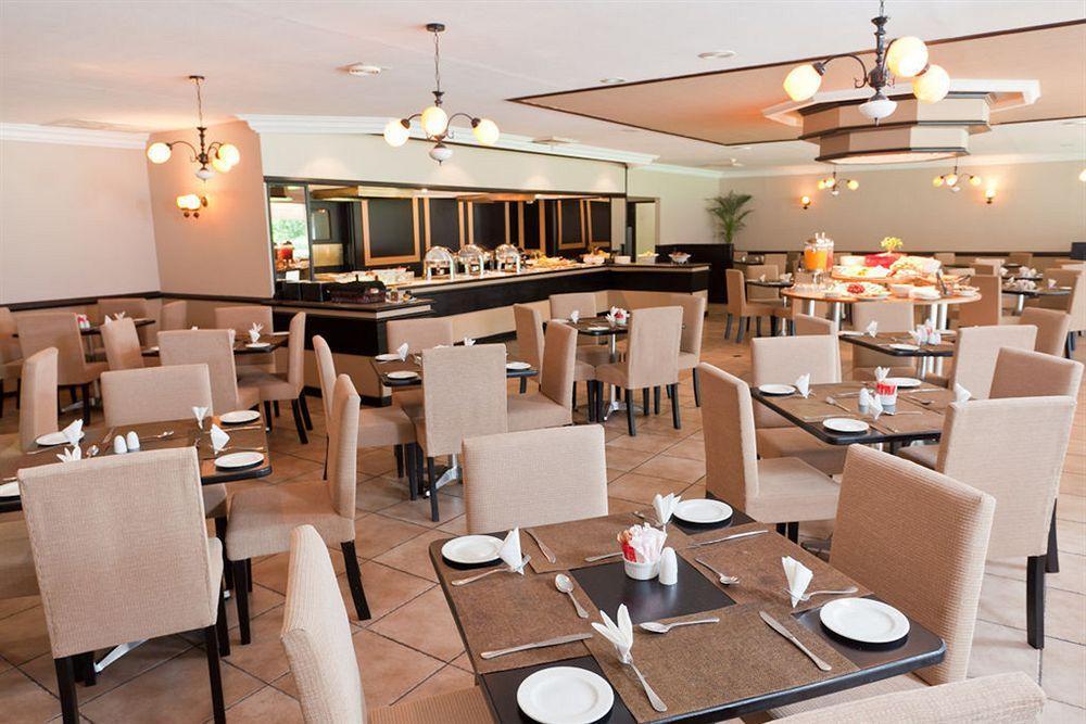 Oudtshoorn Inn Hotel Εξωτερικό φωτογραφία