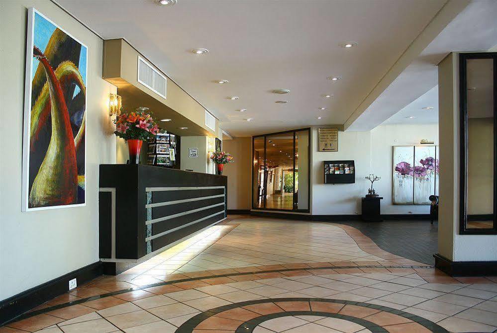 Oudtshoorn Inn Hotel Εξωτερικό φωτογραφία
