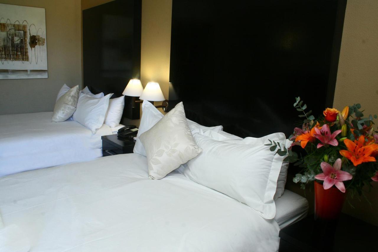 Oudtshoorn Inn Hotel Εξωτερικό φωτογραφία